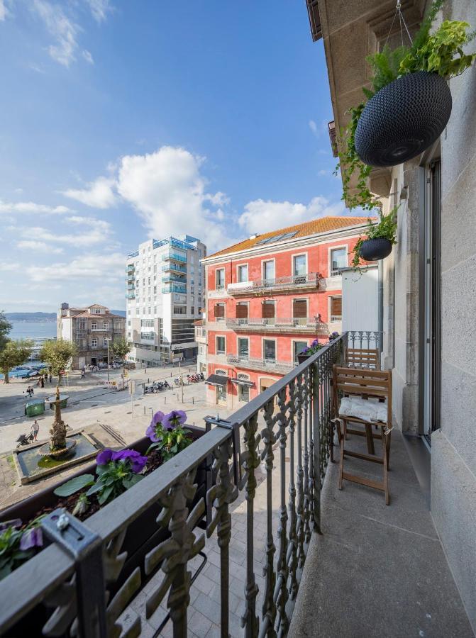 Refugio De Paz Y Encanto En El Corazon De Vigo Con Vistas Al Mar Exterior photo
